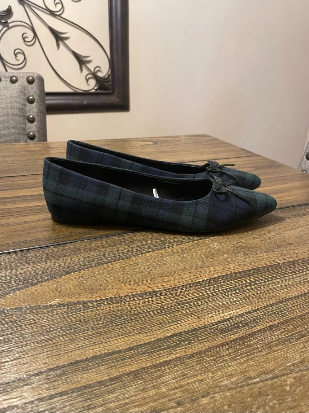 J.Crew Tartan Plaid Pointed Toe Bow Flats Women’s Size 7 Navy Green Preppy Twee